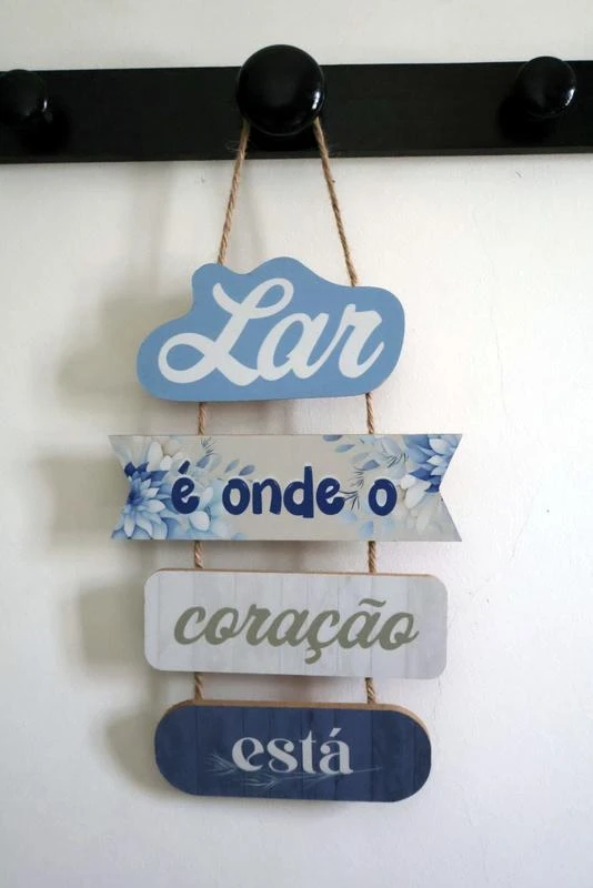 Placa Decorativa em madeira "Lar"